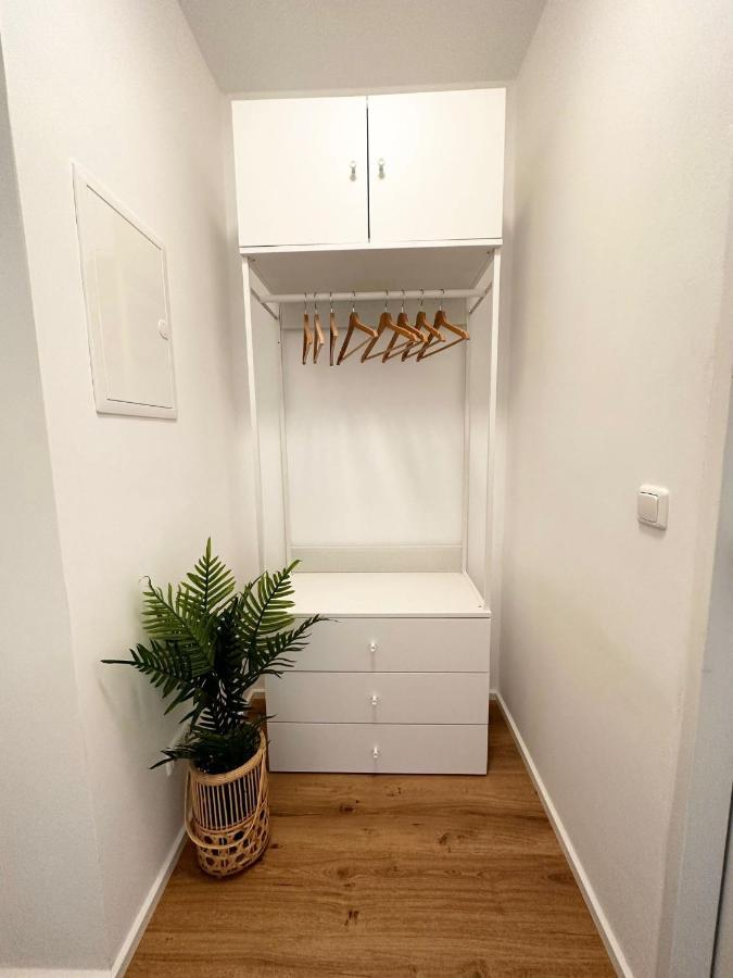 Stayroom Apartments I "Woody2" Neben Donaulaende لينتز المظهر الخارجي الصورة